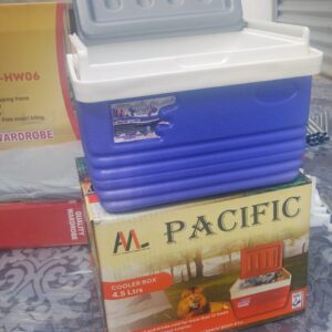 4.5 Litres Cooler Box