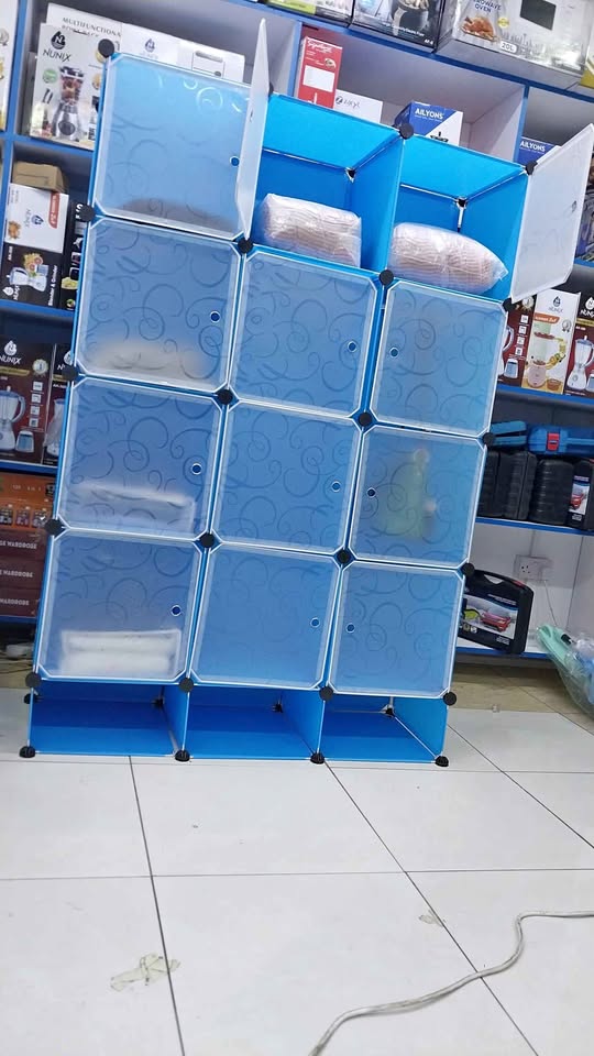 plastic wardrobe 1